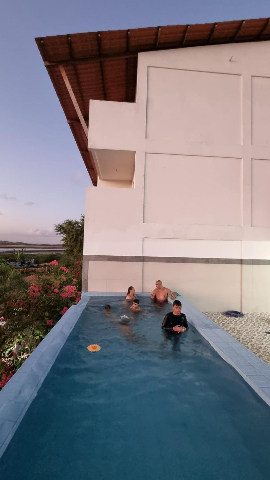 ホテル Solar Teixeira Flats Pôrto das Galinhas エクステリア 写真